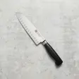 Forhandlerens produktfoto af Zwilling Four Star santokukniv med 18 cm klinge i rustfrit stål